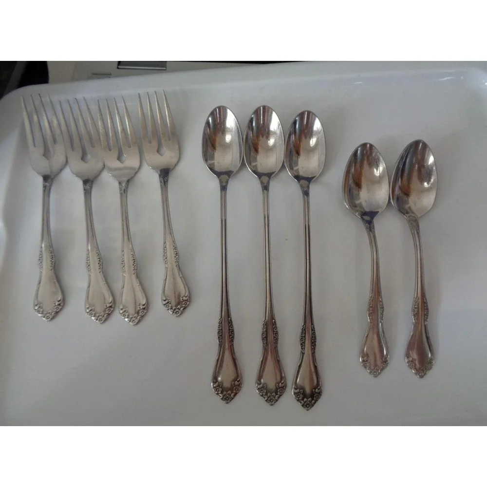 Oneida Wm Rogers Deluxe Stainless Dinner Flatware Mansfield Salad Forks Spoons